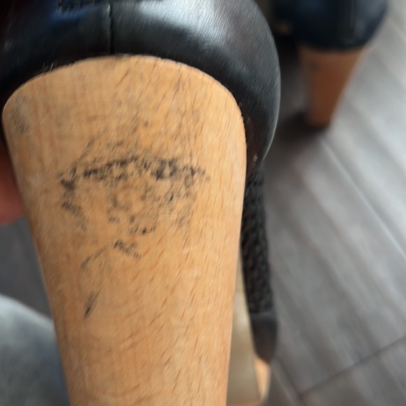 Banana republic peep toe caged bootie size 7.5 - Picture 4 of 5